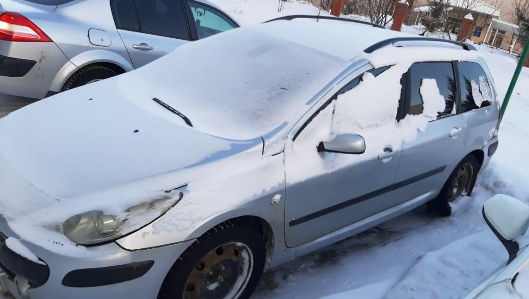 Нерадивый отец не хотел помогать деньгами двум сыновьям и ударился в бега.