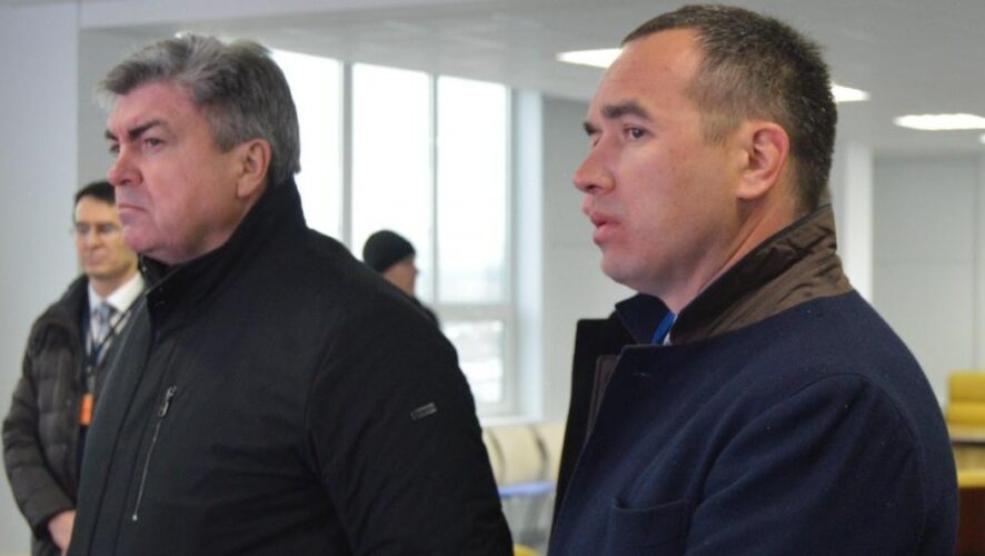 На очередной сессии Горсовета мэр автограда Наиль Магдеев порадовался «раскулачиванию» челнинского бизнесмена. Поблагодарил за помощь спецслужбы и управление антикоррупционной политики. И пообещал
