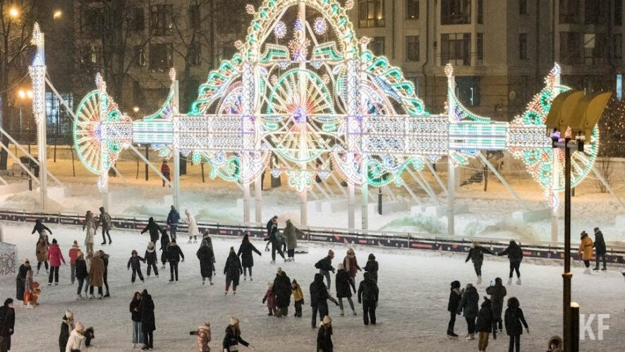 Жители и гости столицы Татарстана ходили на катки на протяжении 63 дней.
