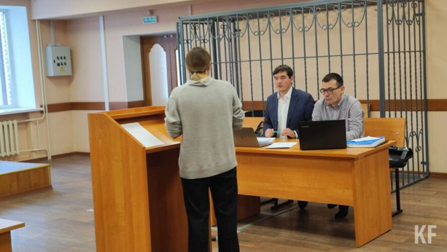 В нефтеграде продолжают рассматривать уголовное дело Антона Севастьянова. В качестве свидетеля допросили супругу. Виновным мужа она не считает.
