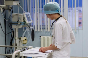 Житель Саратовской области обратился за помощью к врачам после того