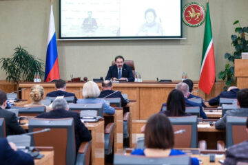 Заседание профильной комиссии прошло в Доме правительства РТ.