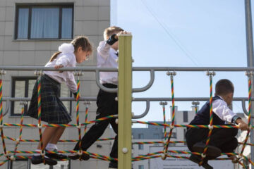 Дмитрий Певцов считает