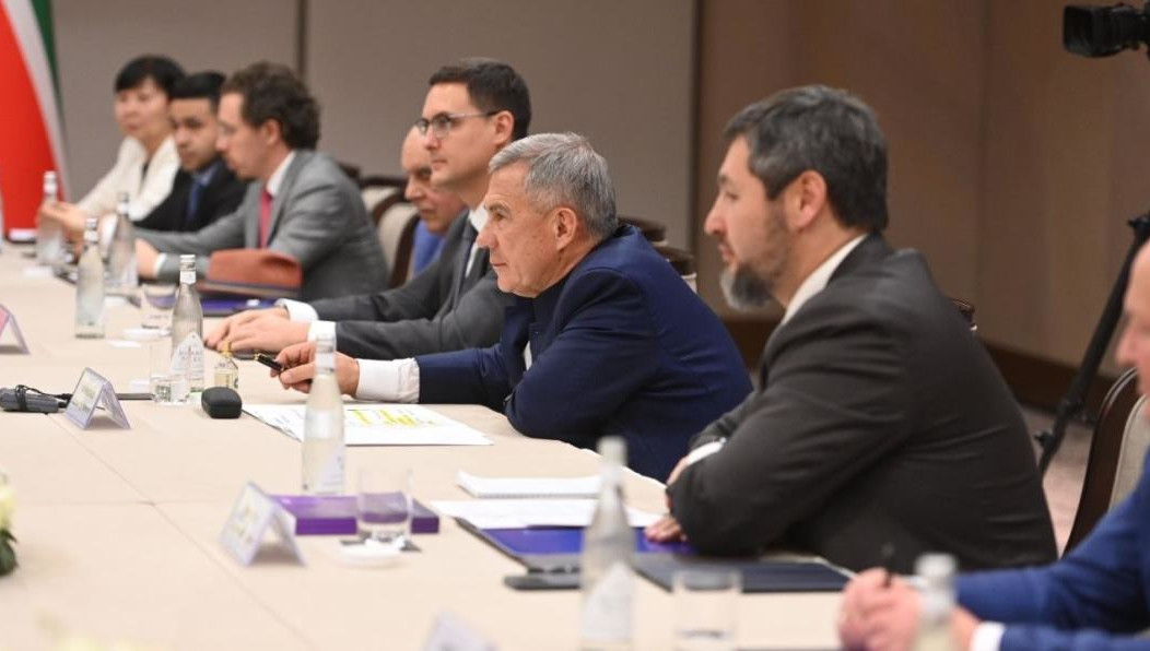 Лидер республики поблагодарил собеседника за активную позицию в вопросе развития технопарка «Чирчик».