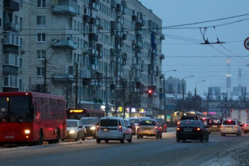 Изменения связаны со строительством станции метро по улице Фучика.
