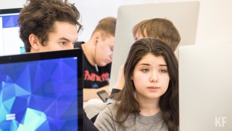 Лидируют в списке Санкт-Петербург и Москва.