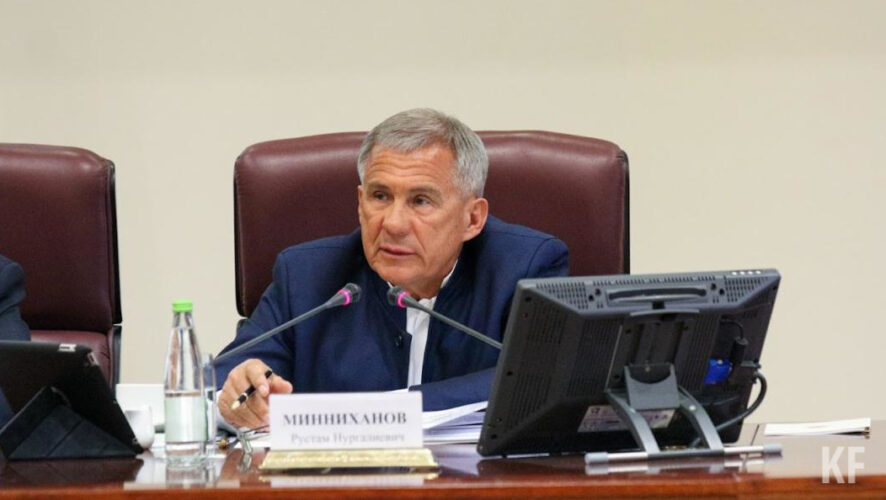 Обсудили ключевые вопросы взаимодействия Татарстана и банка.