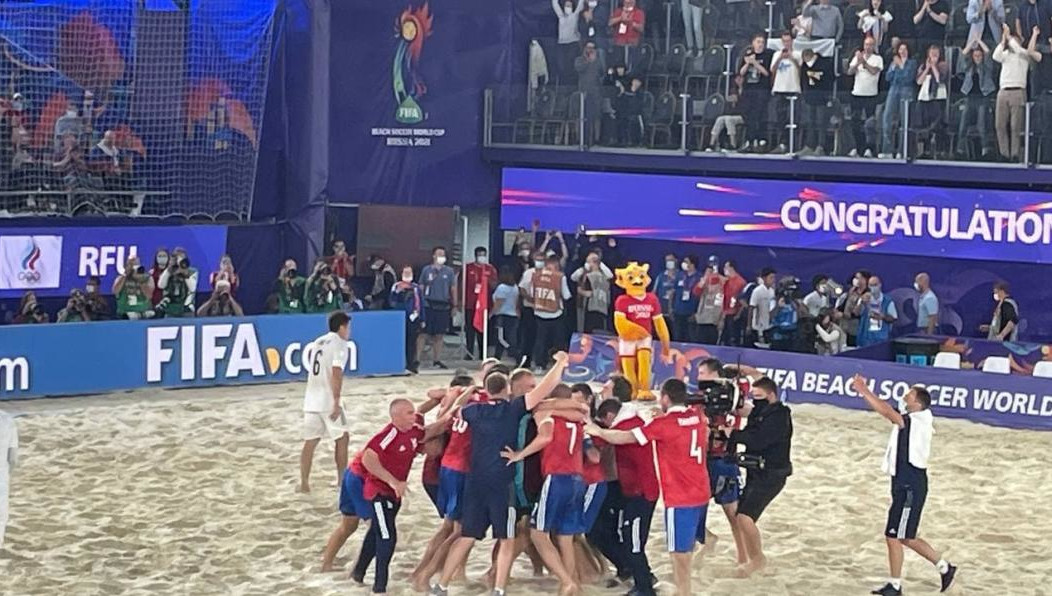 В финале наша команда обыграла японцев со счётом 5:2.