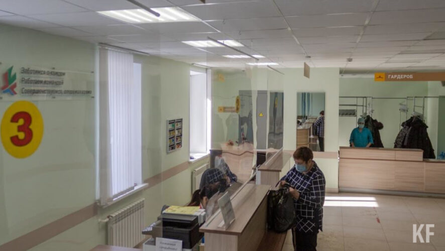 Глава организации считает шокирующим неравенство в доступе к вакцинам от инфекции.