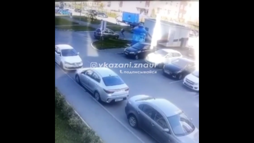 Сейчас ребенок в больнице с травмами.