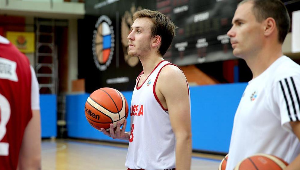 Соглашение действует по системе 1+1.