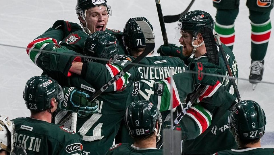 Казанцы вырвали победу с 0:3 и завершили матч со счетом 5:3.