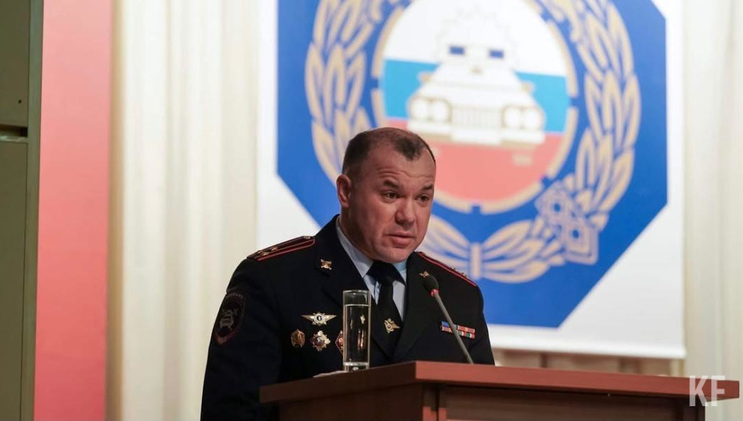 Ленар Габдурахманов пошёл на повышение и переезжает на работу в Москву.