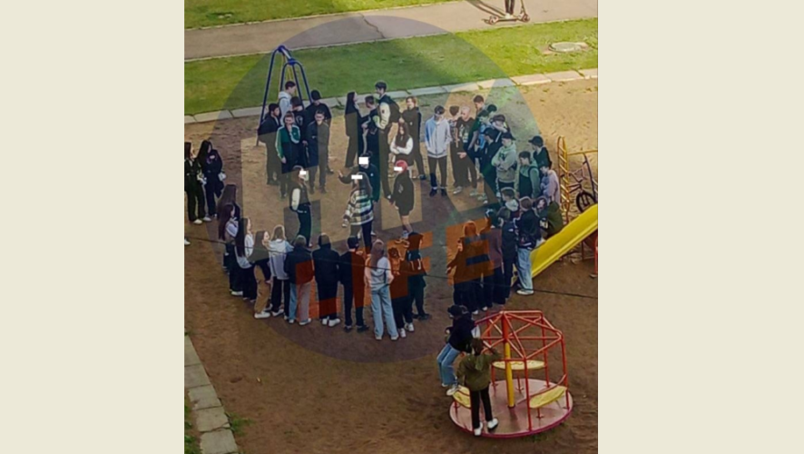 В Управлении образования ситуацию взяли на контроль.