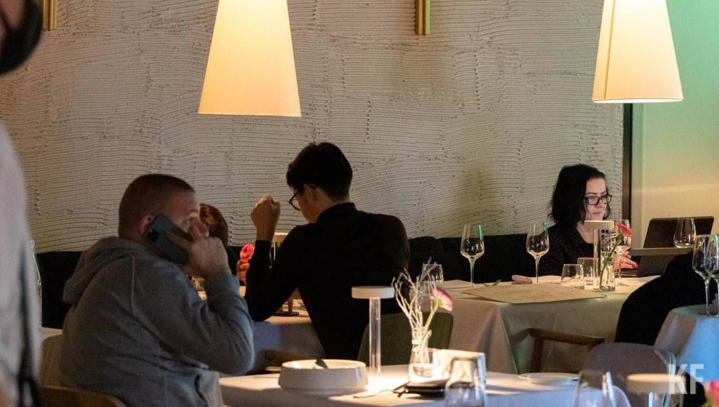 Однако общая доходность ресторанов от корпоративов снизилась на 20 процентов.