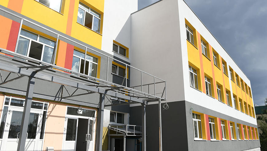 В первом общеобразовательном учреждении возвели пристрой к основному зданию.