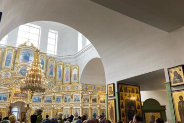 Святыня будет пребывать в храме преподобного Серафима Саровского до 1 августа.