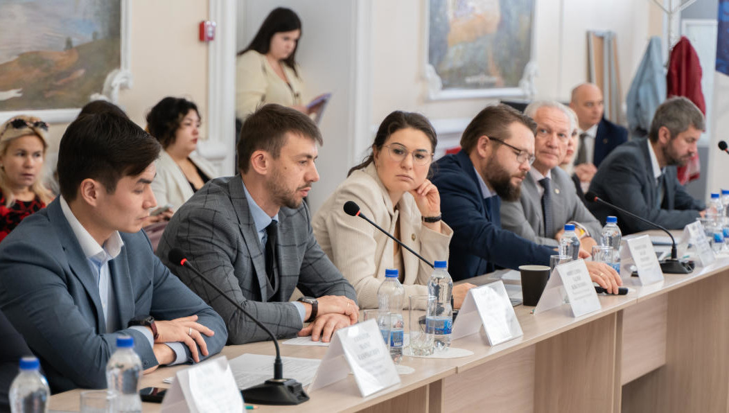 Что делать предприятиям с дефицитом кадров? Этот вопрос стал главной темой дискуссии в Торгово-промышленной палате РТ. Эксперты