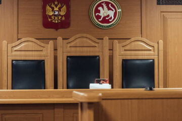 Комиссия по этике Совета судей России запретила мат в постановлениях.