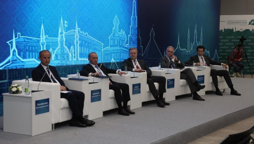 Заместитель Генпрокурора России рассказал о взаимодействии надзорного ведомства с бизнесом и принятых мерах по защите прав предпринимателей.