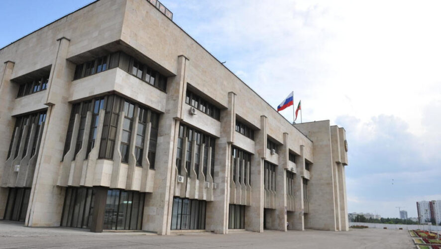 В автограде завершили прием документов на должность.