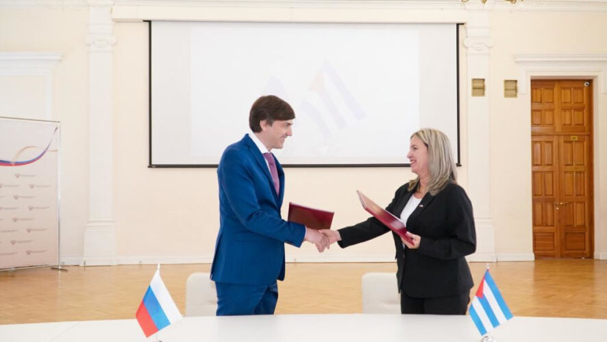 Кравцов представил кубинским коллегам достижения российской системы образования.