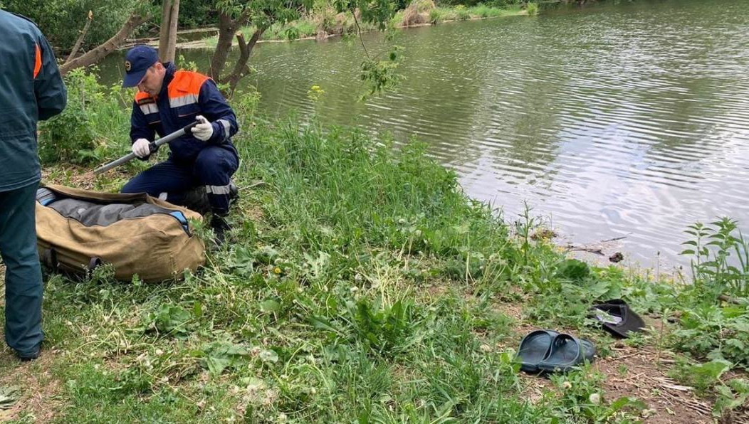 Спасатели обследовали 6 200 кв. м акватории.