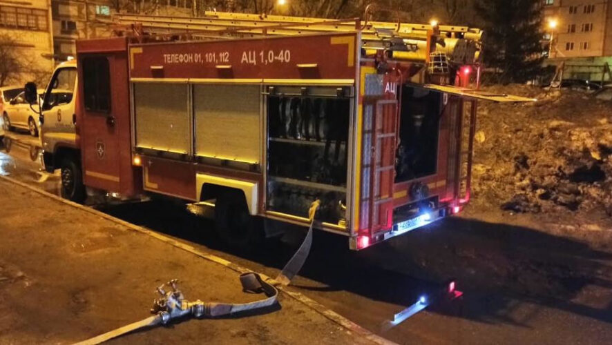 Пожар произошел в квартире&nbsp;дома по улице&nbsp;Ломжинская