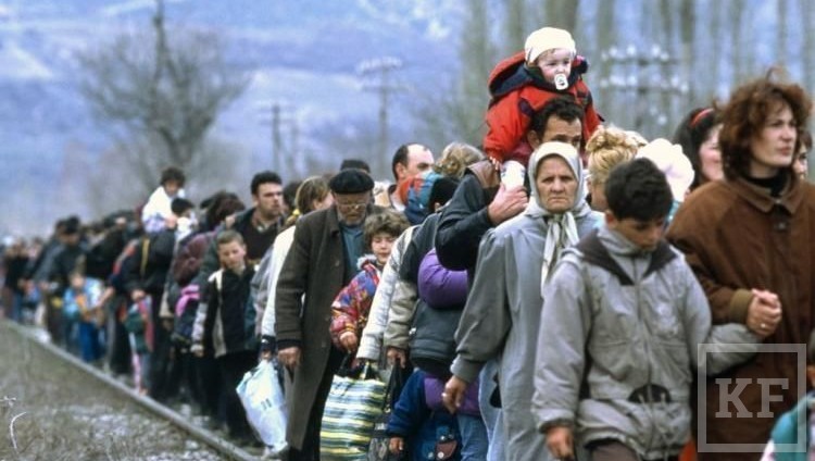 Около семи тысяч граждан Украины обратились в Федеральную миграционную службу (ФМС) России с просьбой предоставить временное убежище или статус беженца
