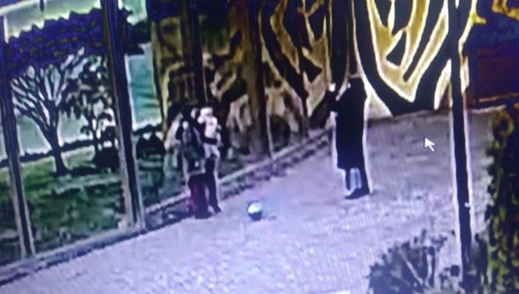 Сотрудники заведения призывают не проводить на зверях свои эксперименты.