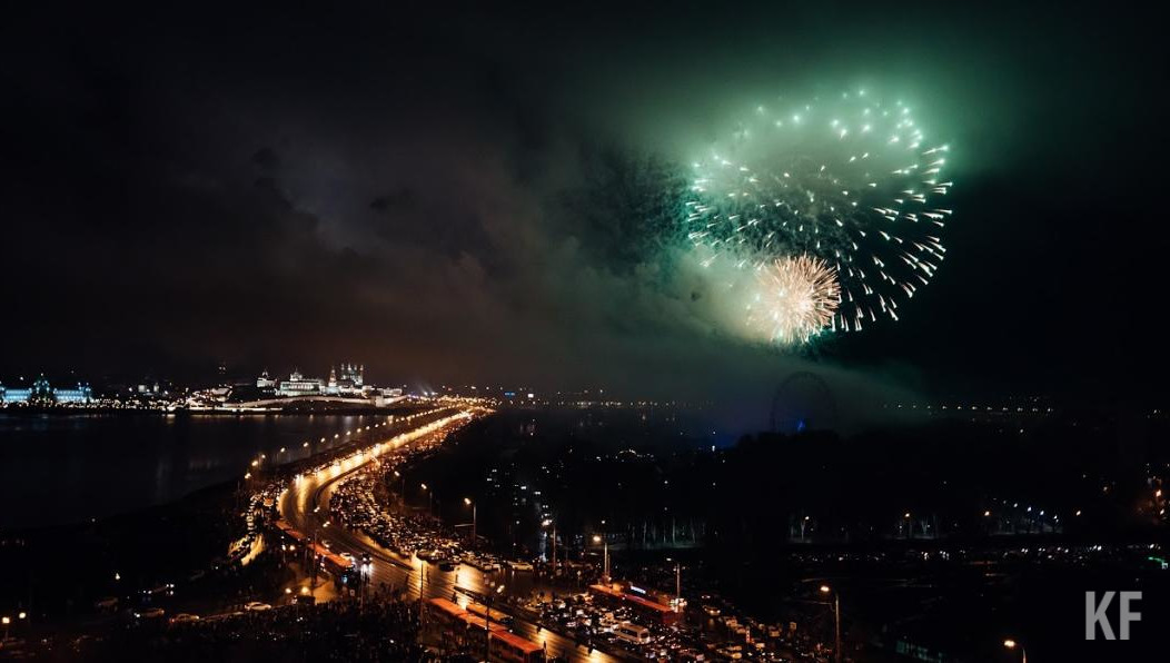 Новогодние праздники на следующий год продлятся десять дней.