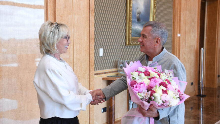 Стороны обсудили дальнейшее развитие производств в Челнах и реализацию новых проектов.