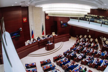 Республиканский парламент вносит изменения в Конституцию региона.