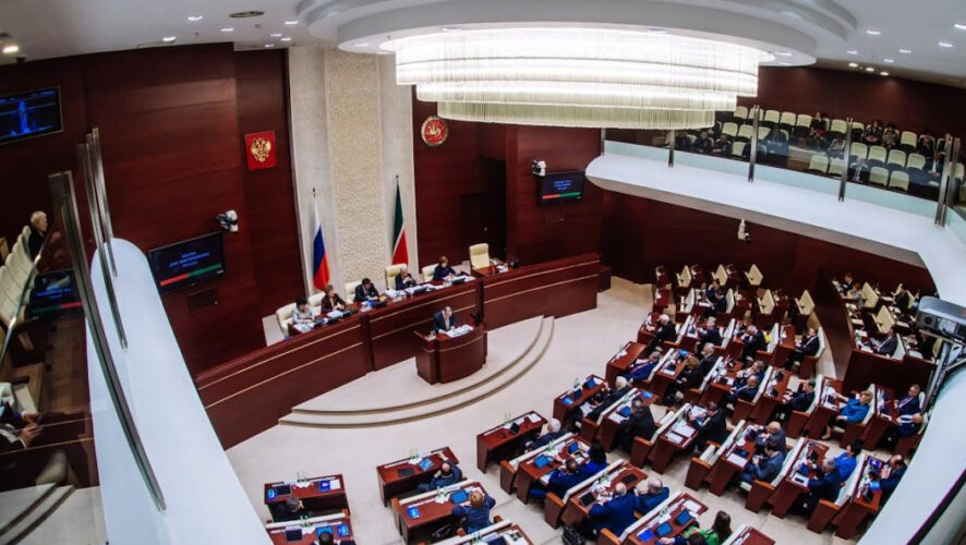 Республиканский парламент вносит изменения в Конституцию региона.