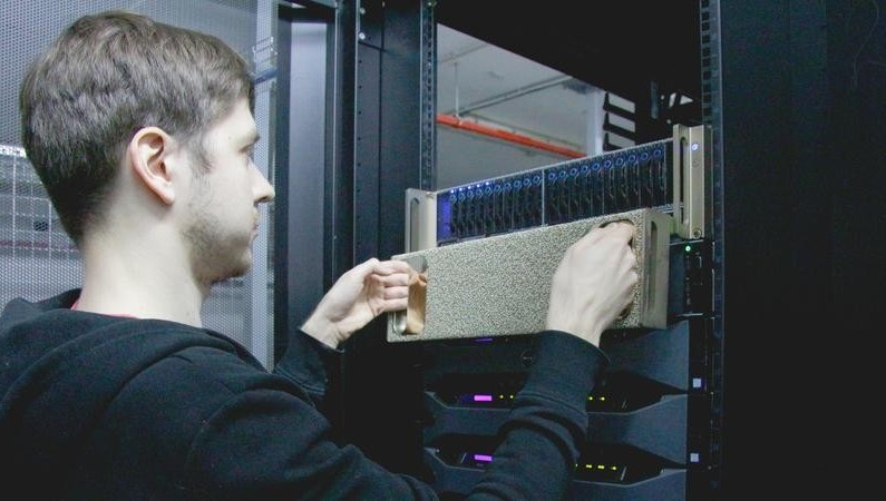 Самый мощный суперкомпьютер на базе графических процессоров Nvidia DGX-1 установили в Университете Иннополис