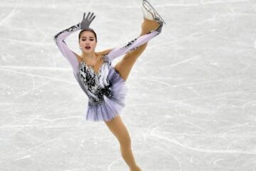 С мировым рекордом российская фигуристка Алина Загитова выиграла в короткой программе на Олимпийских играх в Пхёнчхане.