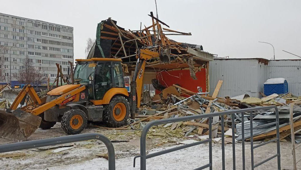 Владельцам этих объектов выделили время на их демонтаж.