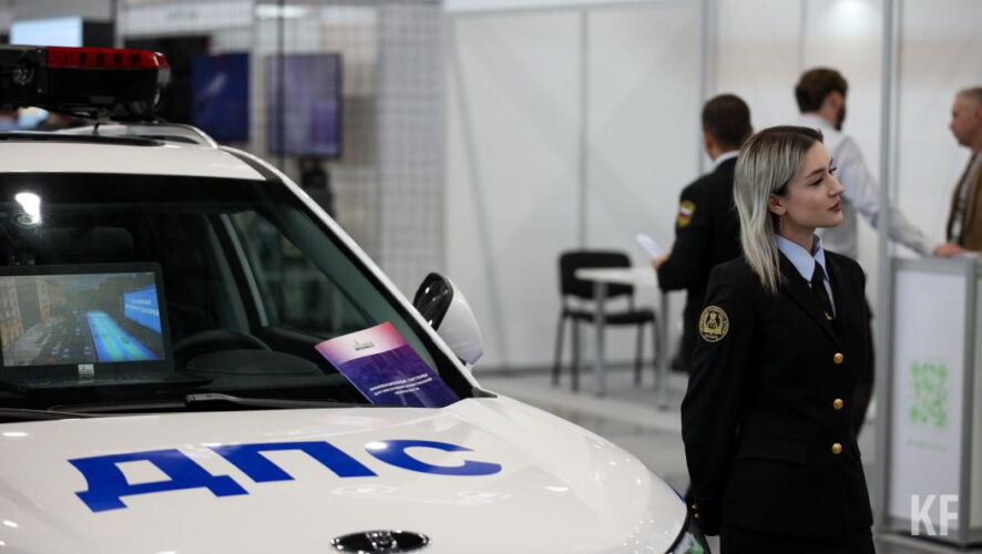 Электрический кроссовер &laquo;Москвич 3е&raquo; представлен на Международном форуме Kazan Digital Week &ndash; 2023. Машину уже начали тестировать в ГИБДД Татарстана