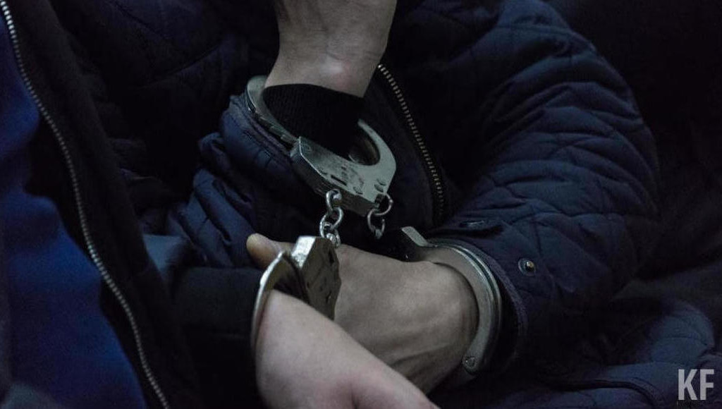 Мужчина отправился в банкомат