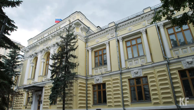 Она позволяет перевести деньги в 37 стран.