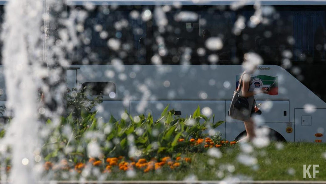 Направление ветра умеренное юго-западное.