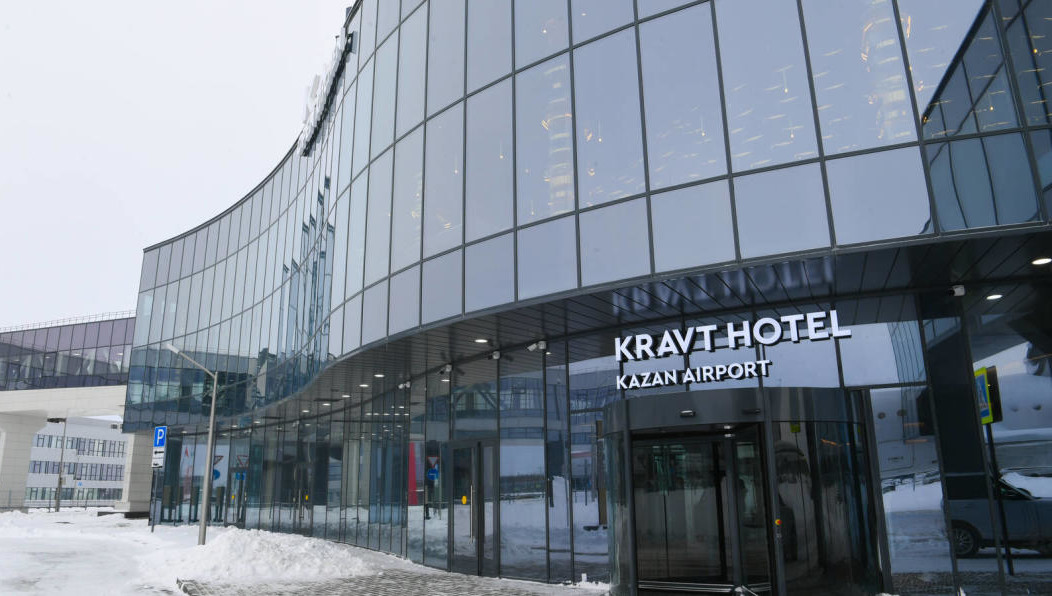 Сейчас в гостинице работают 120 человек.