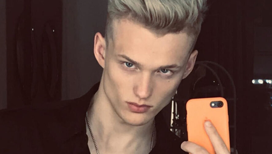 По словам блогера