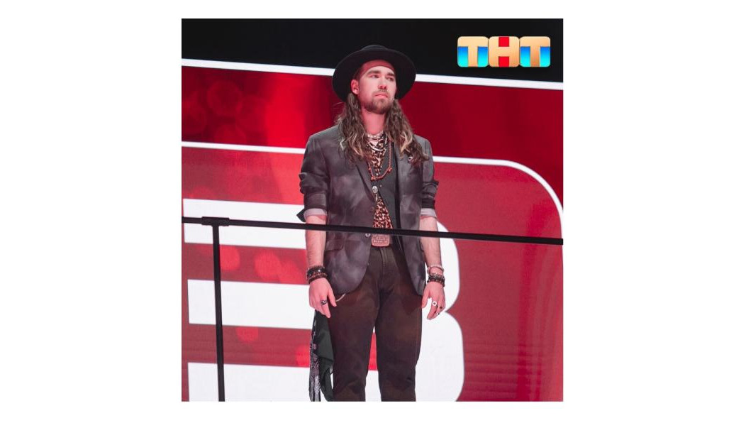 Янис выступил с песней группы Hozier - Take me to church.