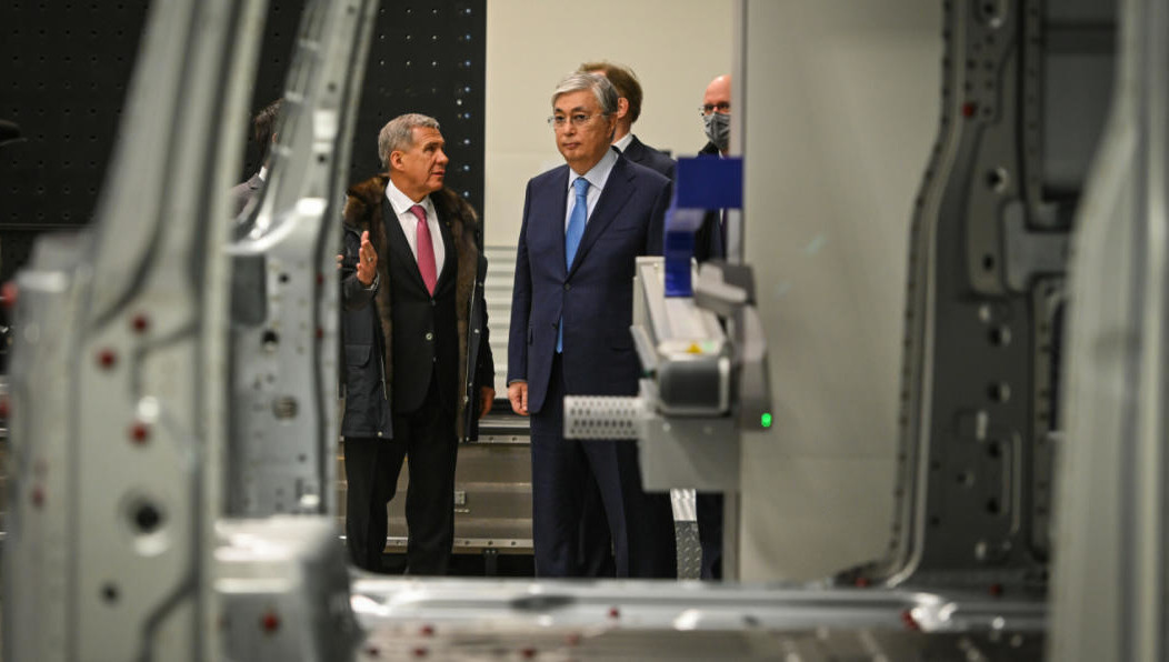 Президен Казахстана познакомился с технологиями данного производства.