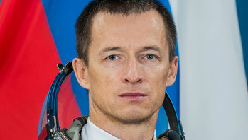 Для командира МКС Сергея Рыжикова это первый выход.