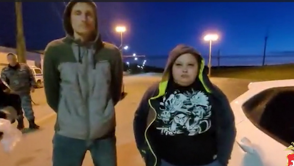 Мужчина и женщина оборудовали тайники в Елабуге.