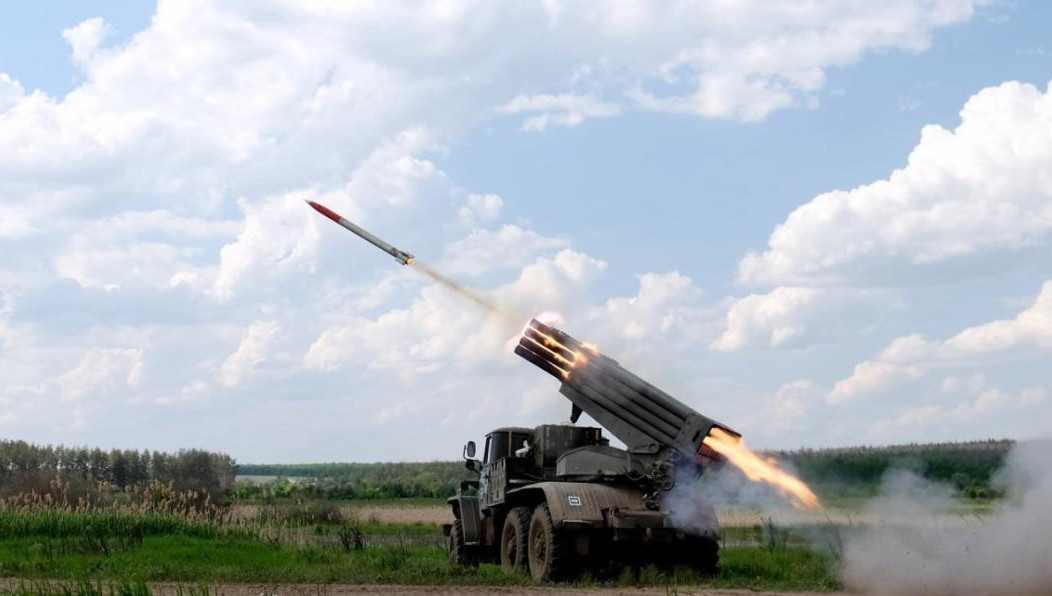 По противнику был нанесен удар артиллерией