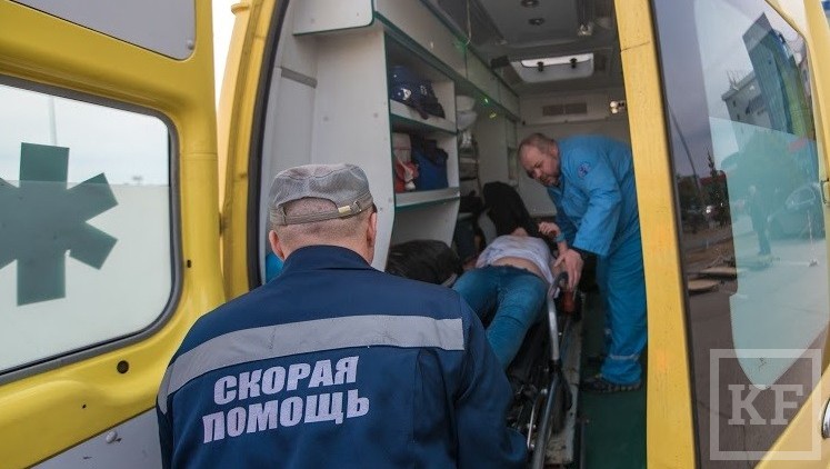 Заместитель министра здравоохранения Татарстана Ильдар Фатихов во время специального пресс-подхода рассказал журналистам о проверке