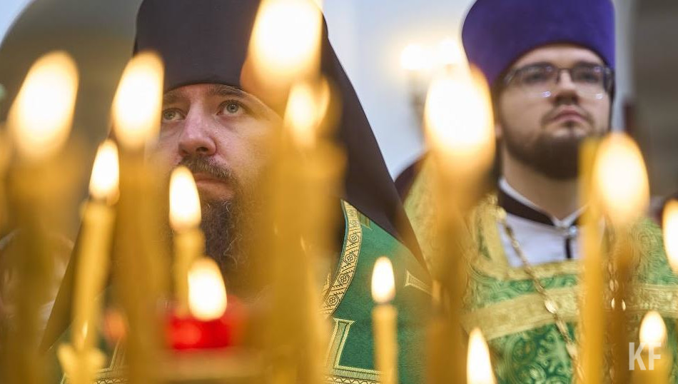 В столицу Татарстана привезли одну из самых почитаемых православных святынь. Мощи объедут всю страну